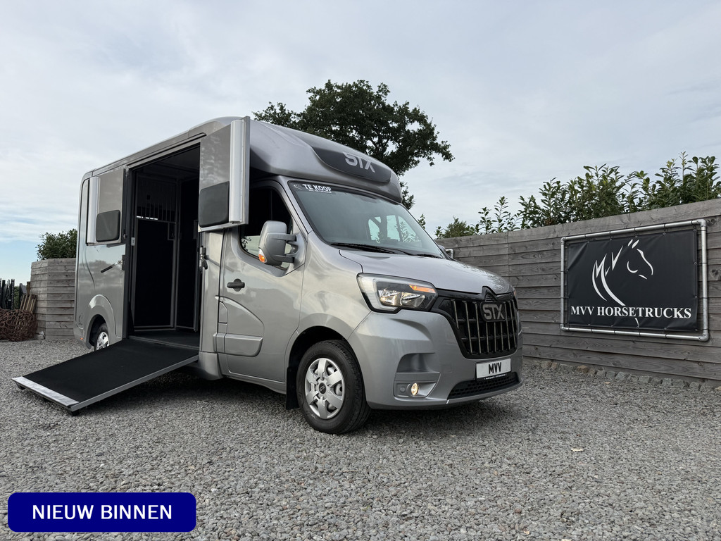 Renault Master | HORSETRUCK | STX | STALLION 3XL