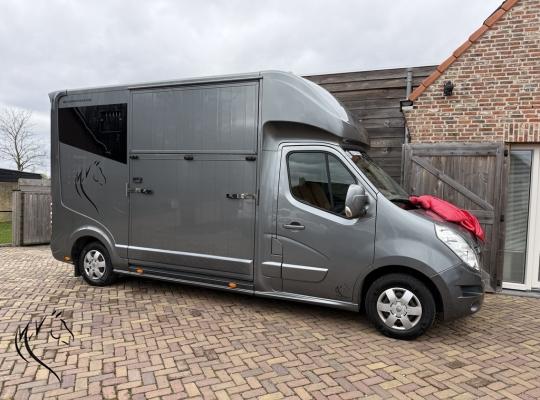 RENAULT MASTER ROELOFSEN
