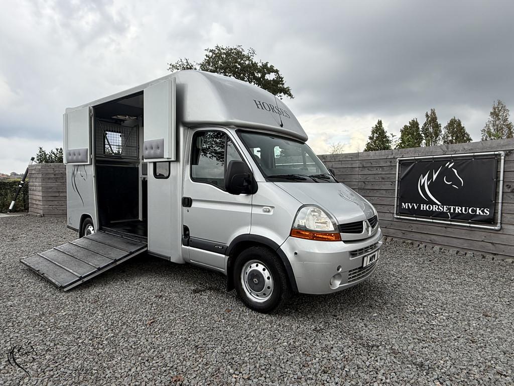 Renault Master PAARDENWAGEN
